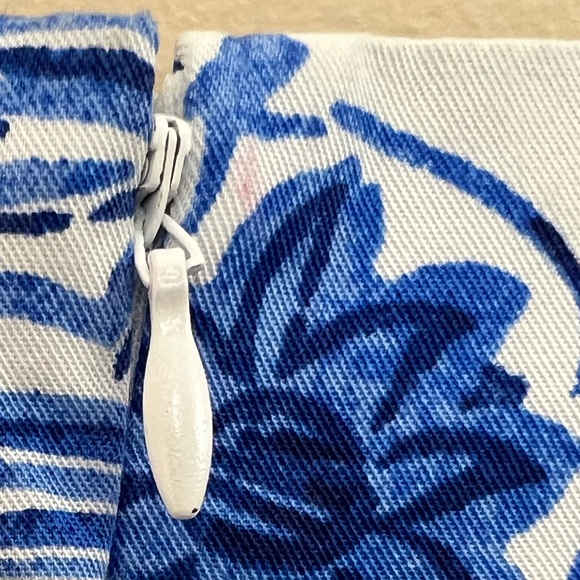 NWT Ann Taylor beautiful blue white tile print side tie sarong wrap skirt size 2 - Picture 13 of 15